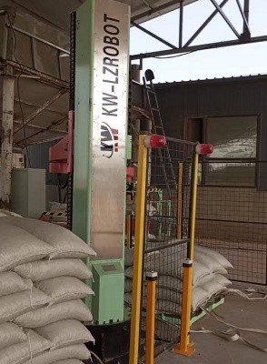 立柱式碼垛機（雜糧行業應用）